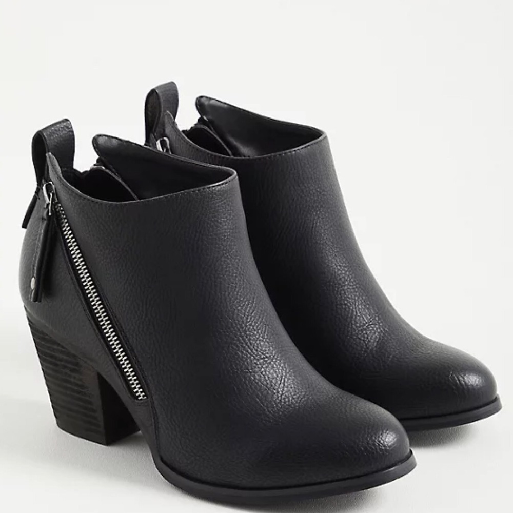 Torrid Black Faux Leather Side Zip Heel Bootie (11 WW)